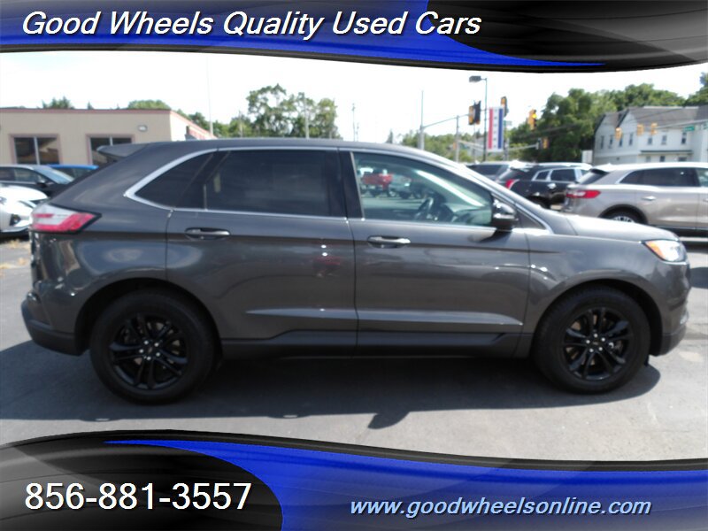 Used 2020 Ford Edge SEL w/ Convenience Package AWD/4WD image 4