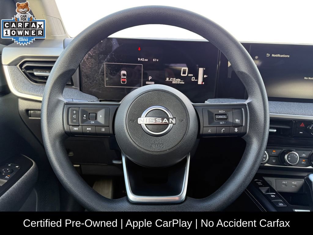 Certified 2025 Nissan Kicks SV image 12