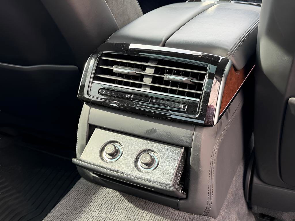 Used 2021 Audi A8 L 4.0T w/ Executive Plus Package image 31