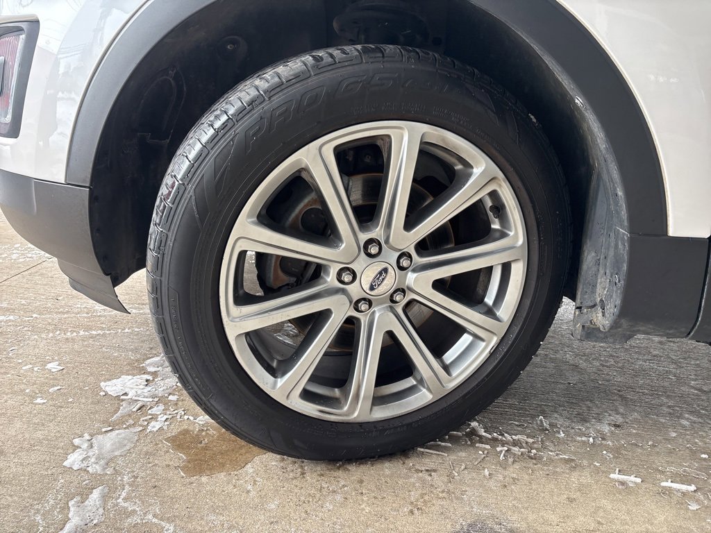 Used 2017 Ford Explorer Limited image 36