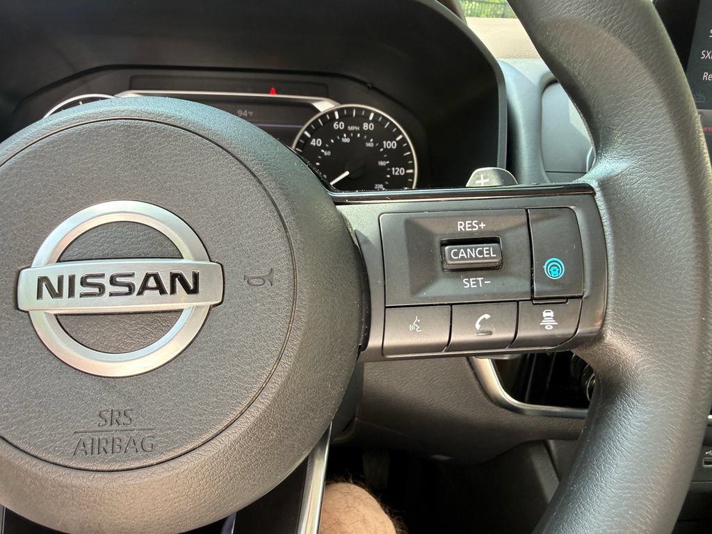 Used 2021 Nissan Rogue SV AWD/4WD image 23