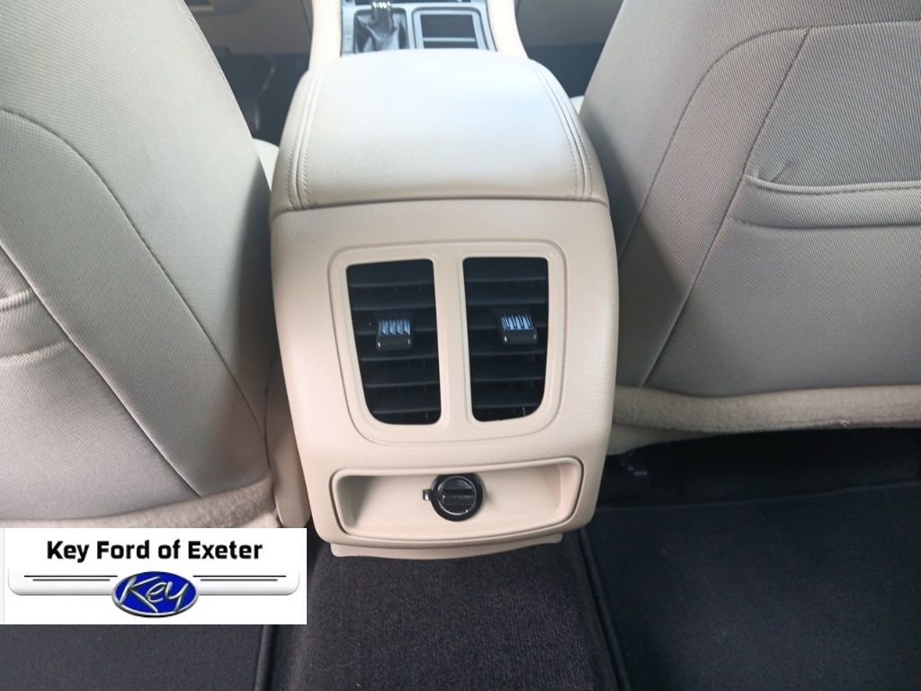 Used 2016 Ford Taurus SE image 19