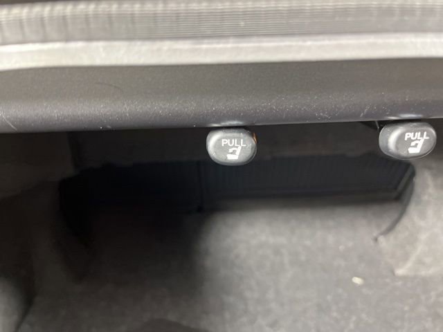 Used 2012 Toyota Camry SE image 49