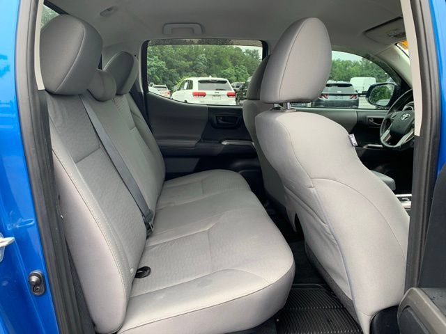 Used 2017 Toyota Tacoma SR5 w/ Tow Package RWD image 13