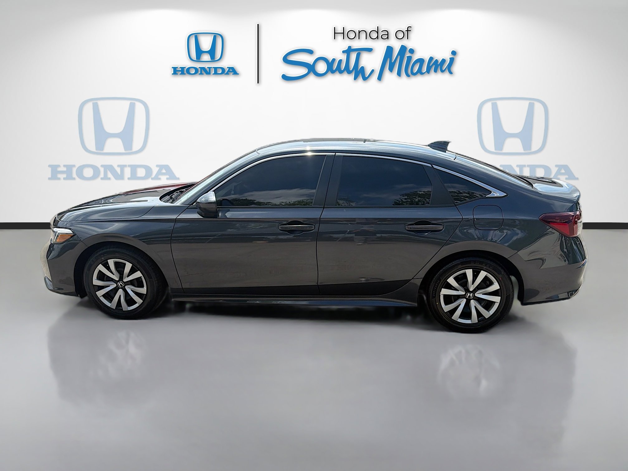 Certified 2025 Honda Civic LX image 4