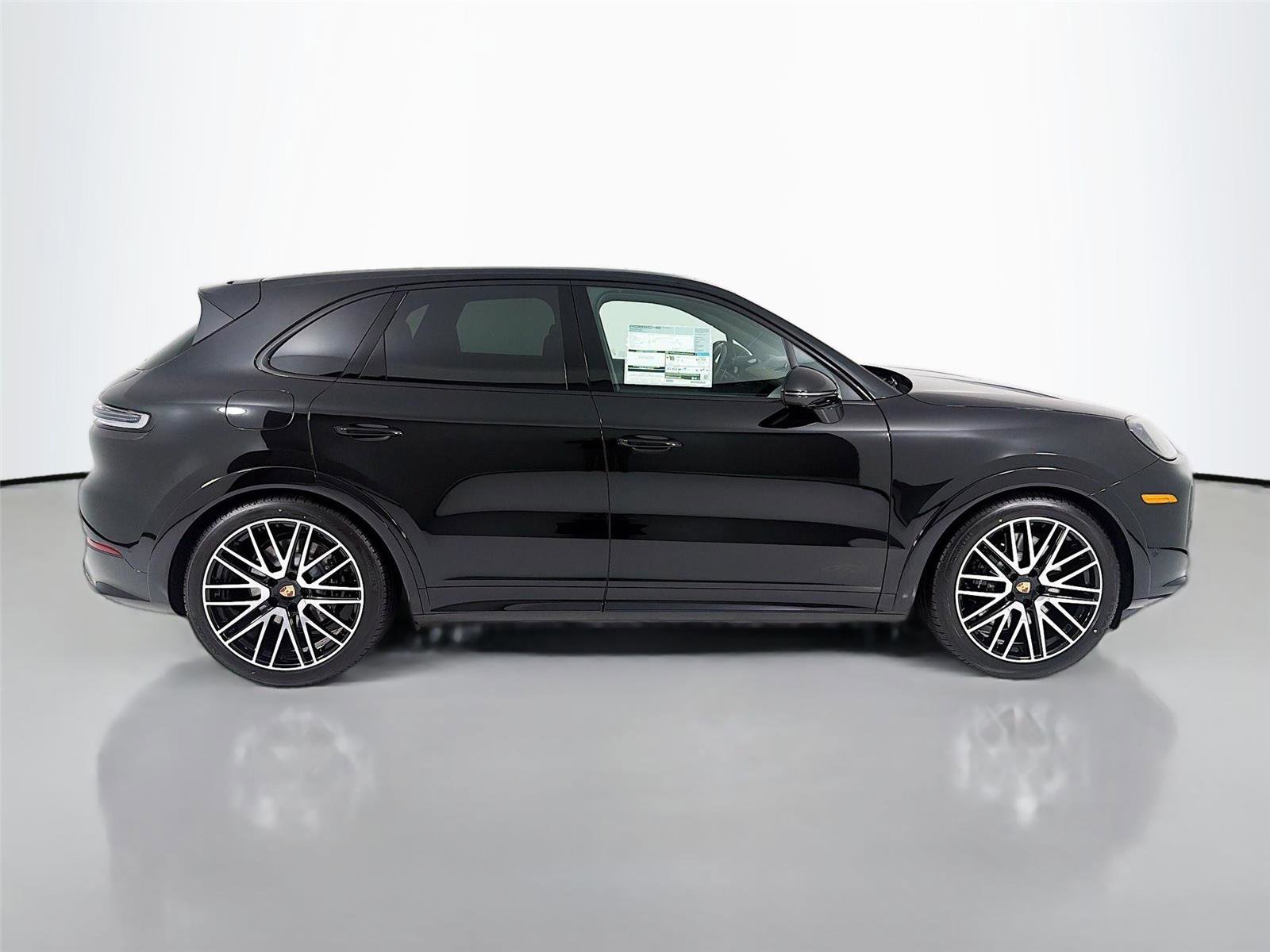 New 2026 Porsche Cayenne GTS image 23