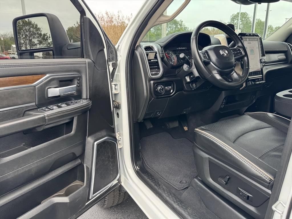 Used 2024 RAM 2500 Laramie w/ Safety Group AWD/4WD image 14