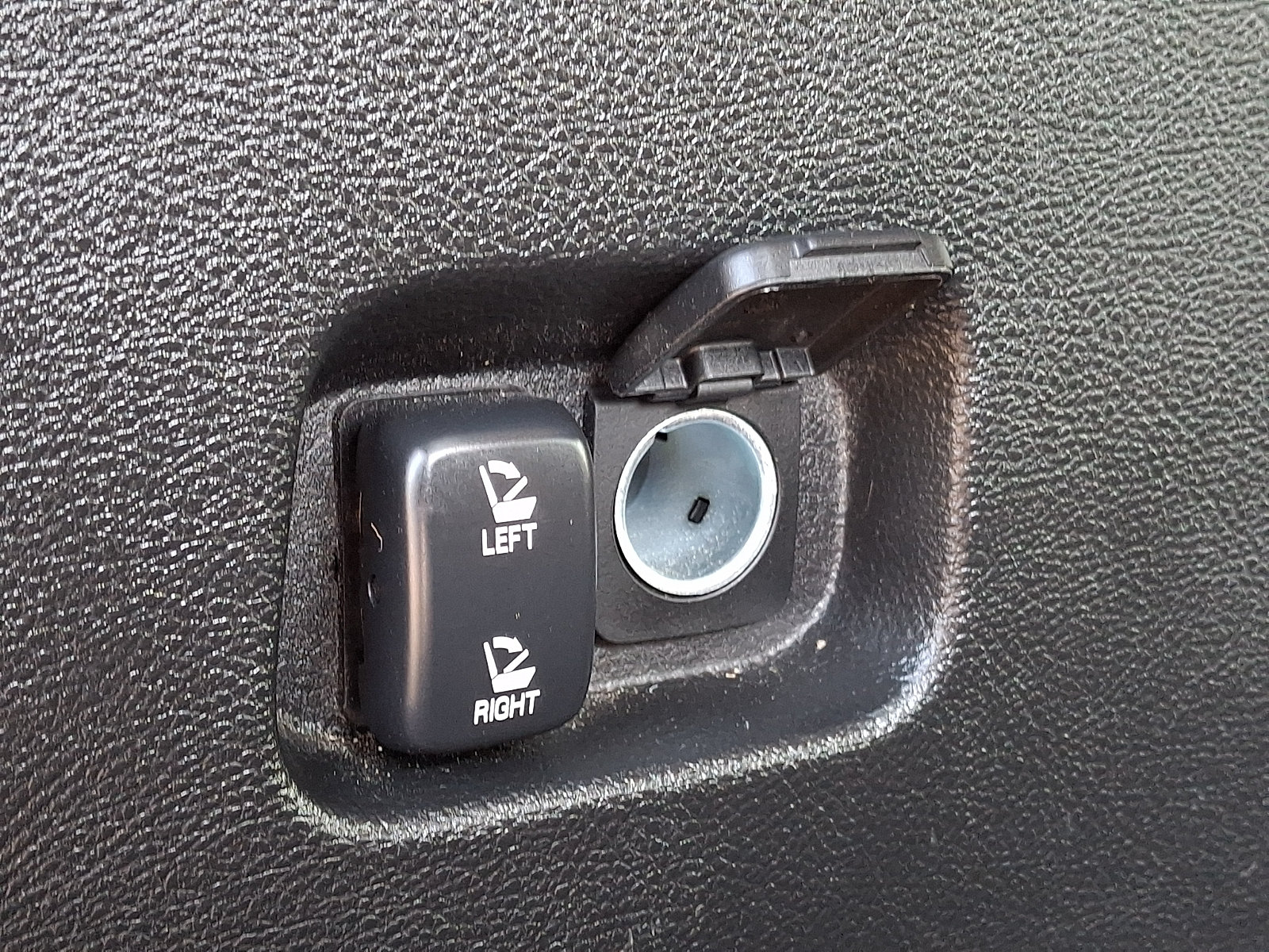Certified 2024 Ford Edge SEL AWD/4WD image 30
