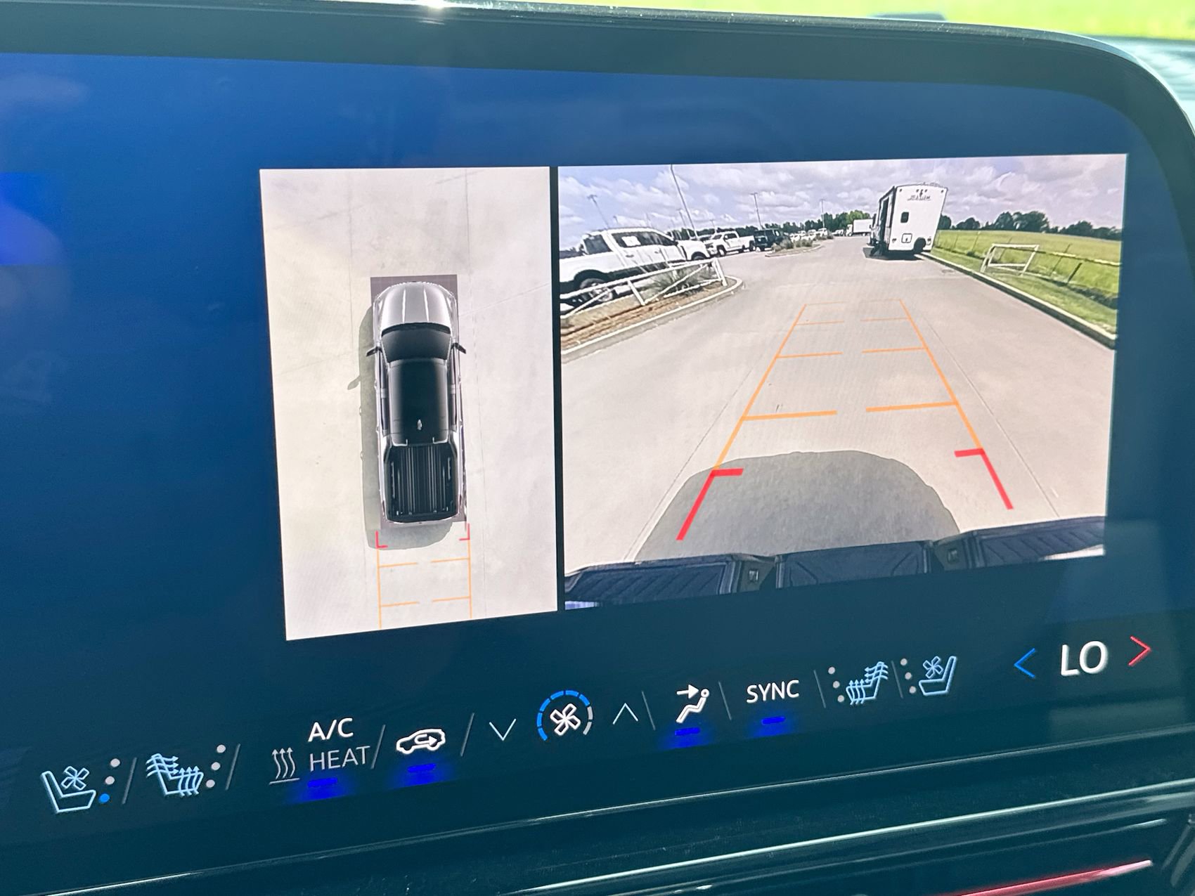 New 2025 Chevrolet Silverado EV RST AWD/4WD image 14