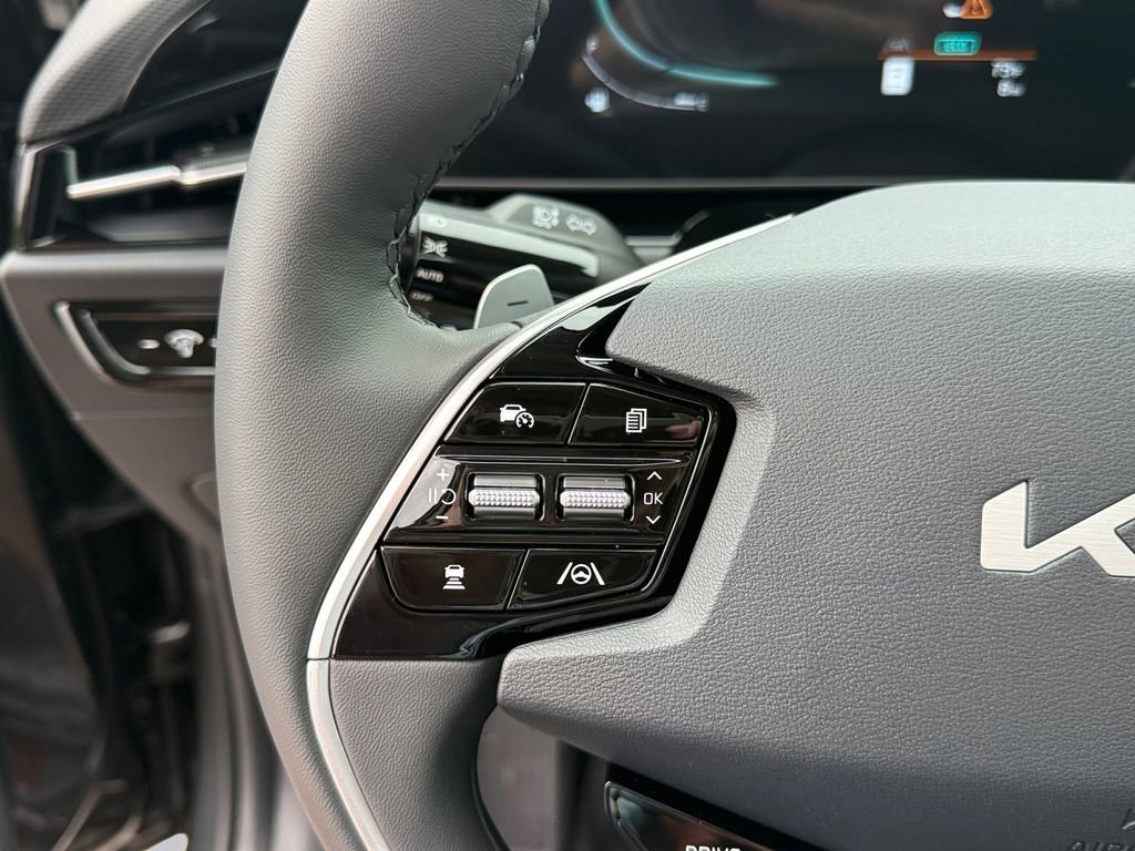 New 2025 Kia Niro EX w/ EX Cold Weather Package image 19