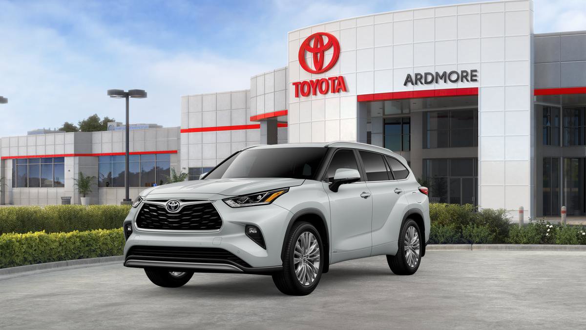 New 2026 Toyota Highlander Platinum image 1