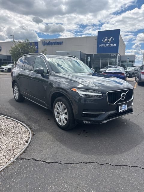 Used 2016 Volvo XC90 T6 Momentum w/ Momentum Plus Package AWD/4WD image 1