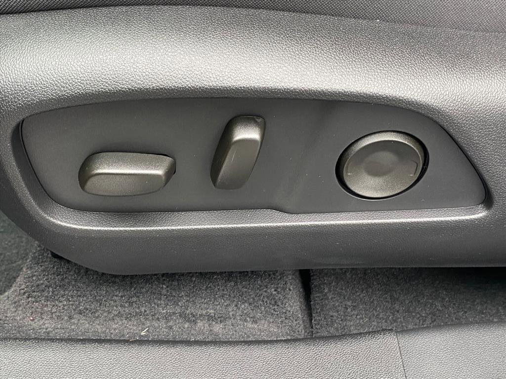 New 2026 Chevrolet Equinox RS w/ Convenience Package III image 16