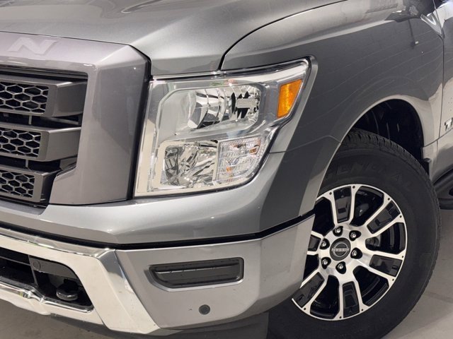 Used 2024 Nissan Titan SV w/ SV Convenience Package image 28