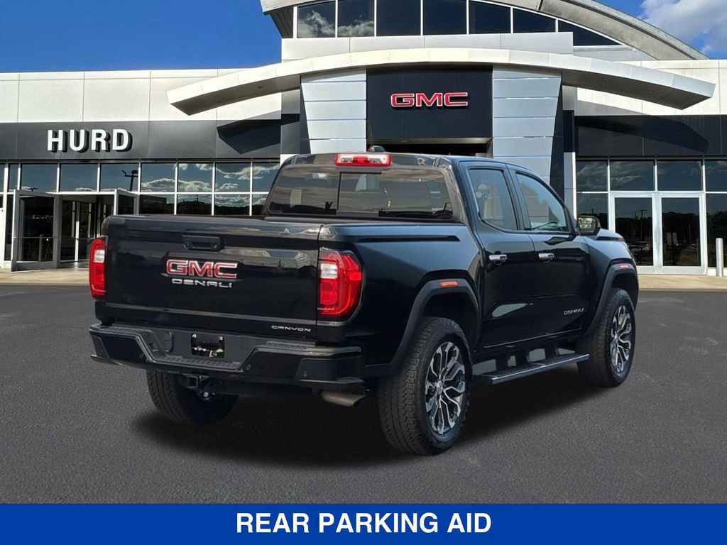 Used 2025 GMC Canyon Denali AWD/4WD image 4
