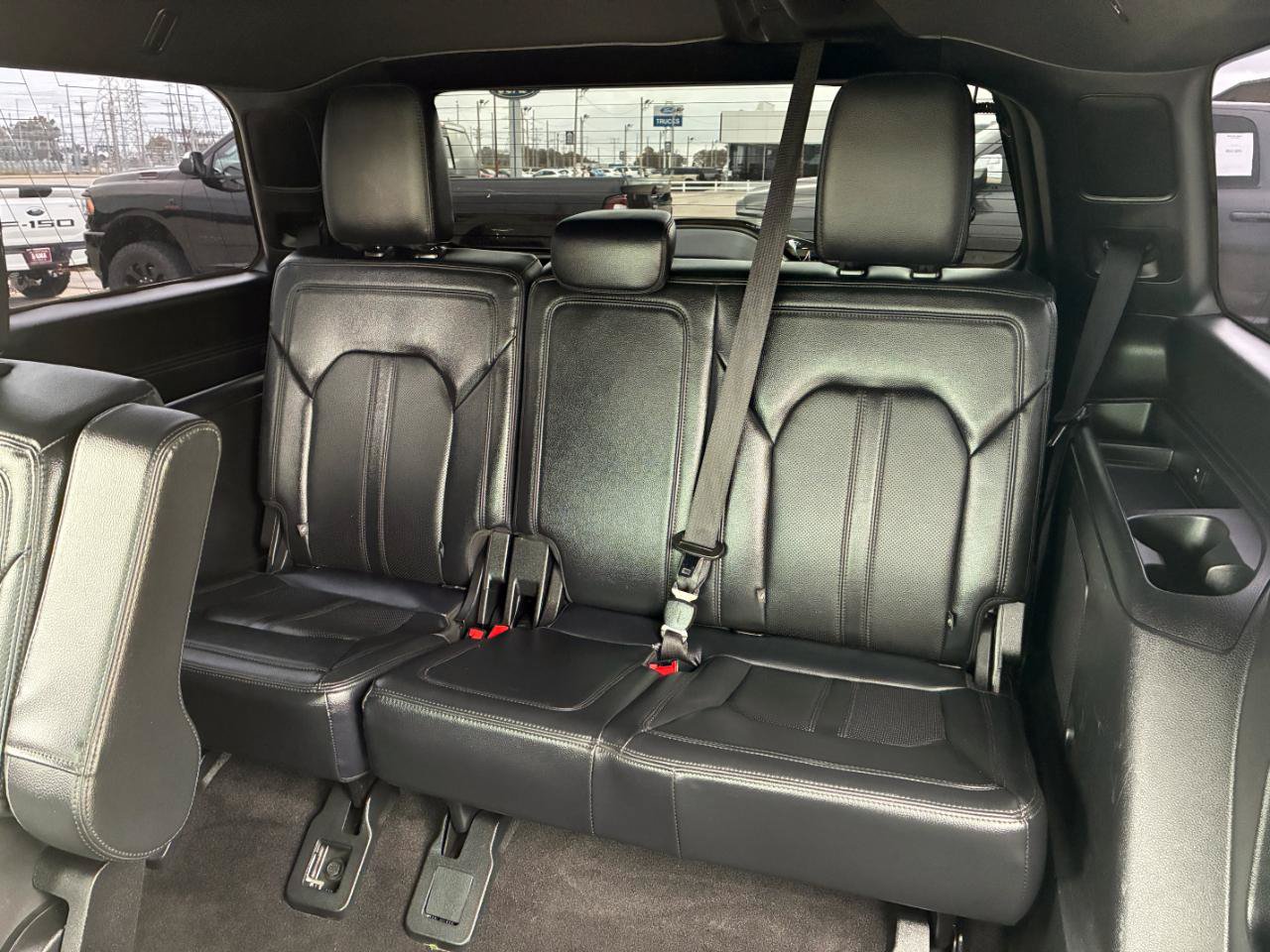 Used 2019 Ford Expedition Limited w/ Special Edition Package RWD image 38