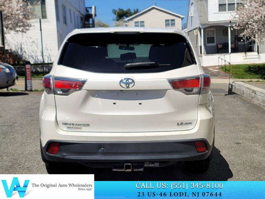 Used 2014 Toyota Highlander LE image 5