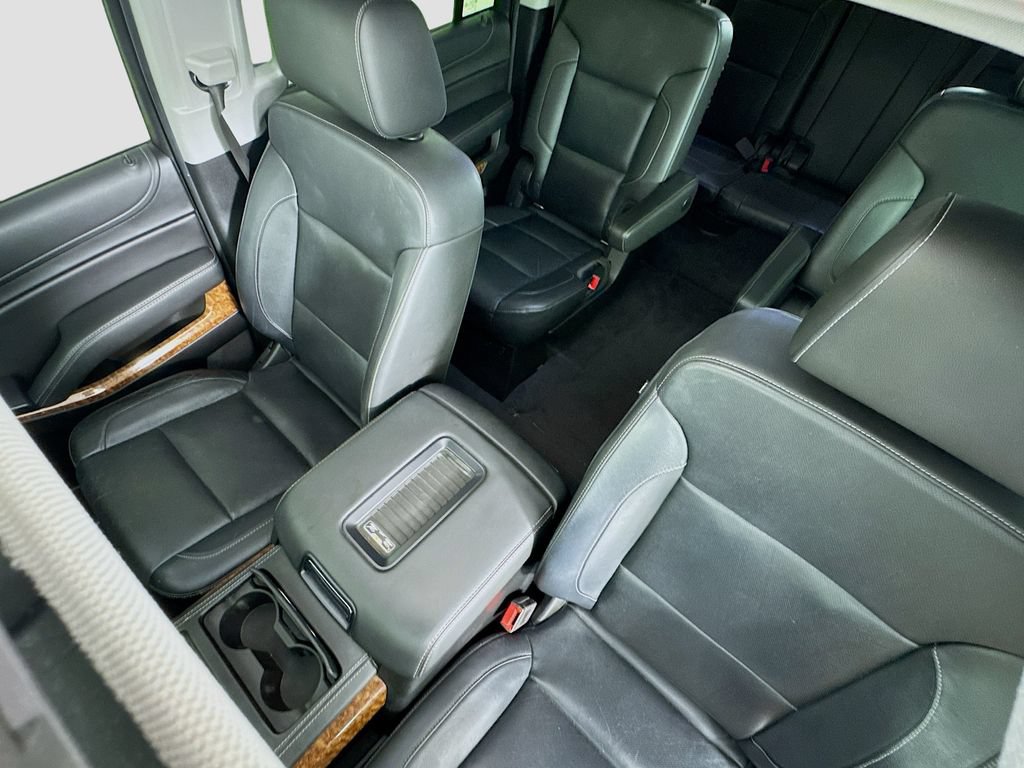 Used 2019 Chevrolet Suburban Premier AWD/4WD image 14