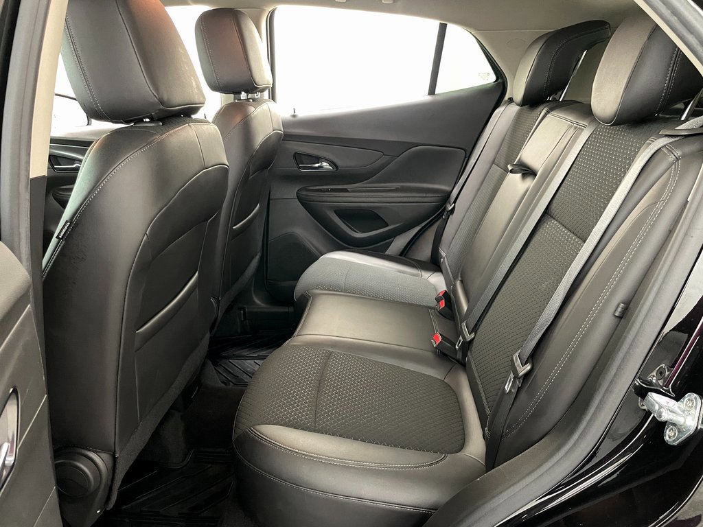 Certified 2022 Buick Encore Preferred w/ Safety Package image 9