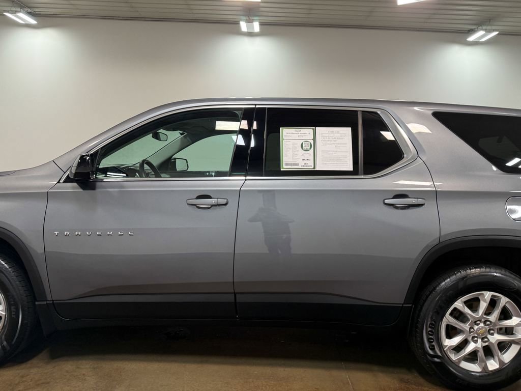 Used 2020 Chevrolet Traverse LS image 37