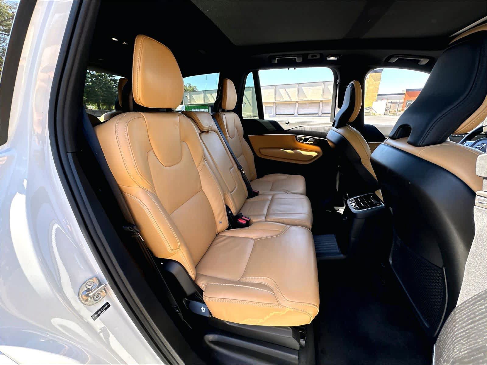 Used 2025 Volvo XC90 T8 Ultra w/ Protection Package Premier AWD/4WD image 30