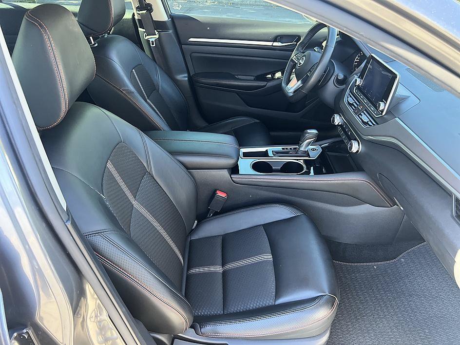 Certified 2024 Nissan Altima 2.5 SR FWD image 17