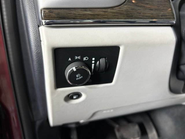 Used 2021 Jeep Grand Cherokee Summit AWD/4WD image 23