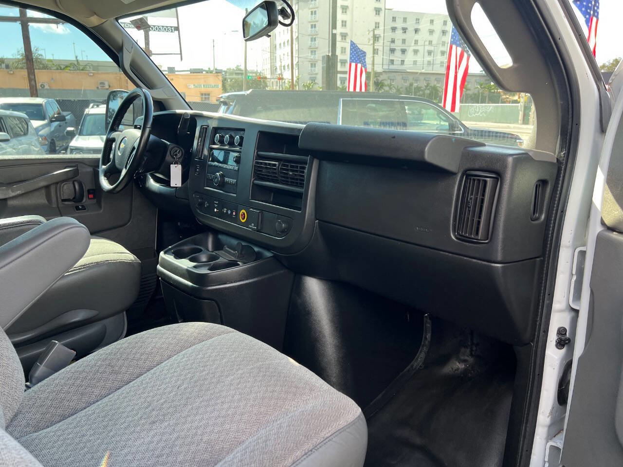 Used 2021 Chevrolet Express 2500 2500 3dr Cargo Van w/ Driver Convenience Package image 13