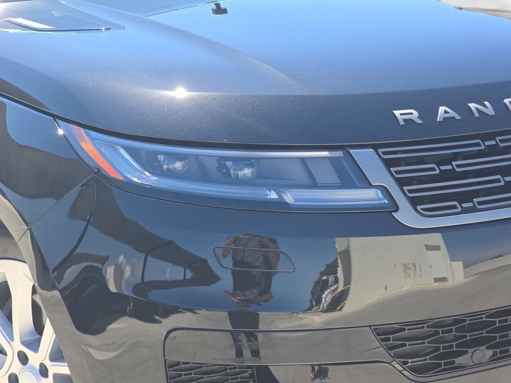 Certified 2025 Land Rover Range Rover Sport S image 33
