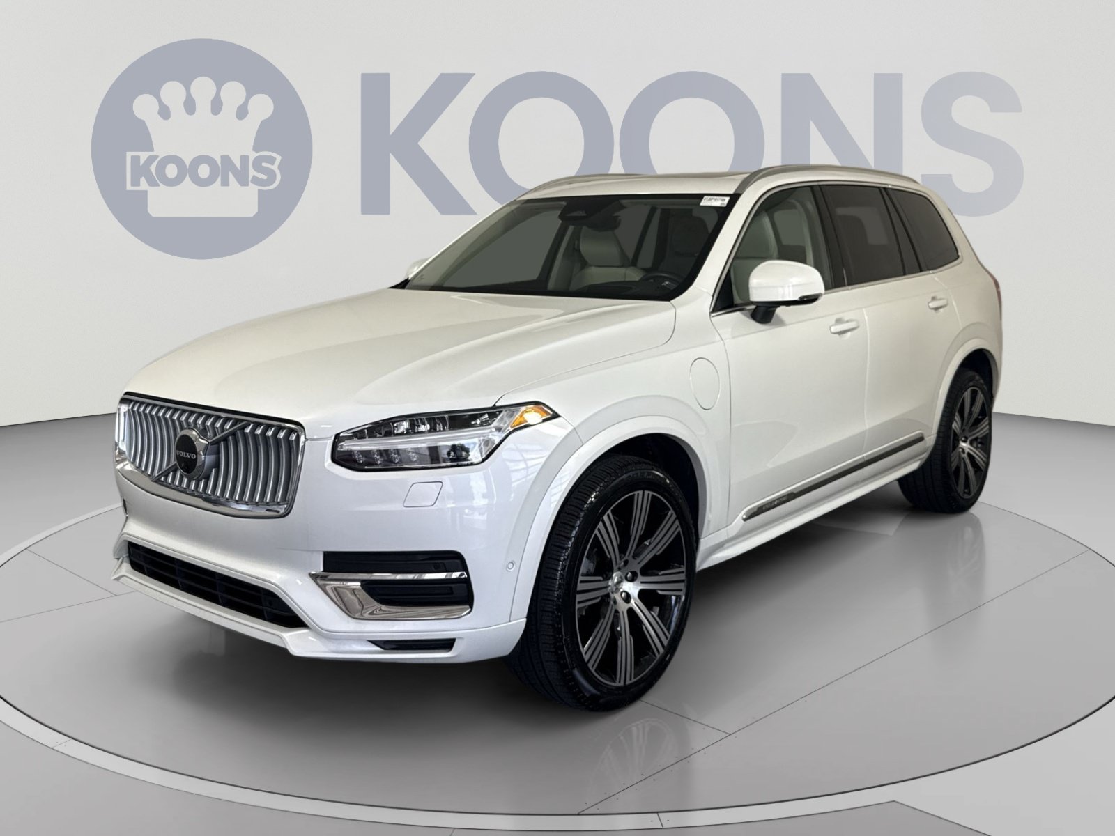 Used 2023 Volvo XC90 T8 Ultimate AWD/4WD image 1