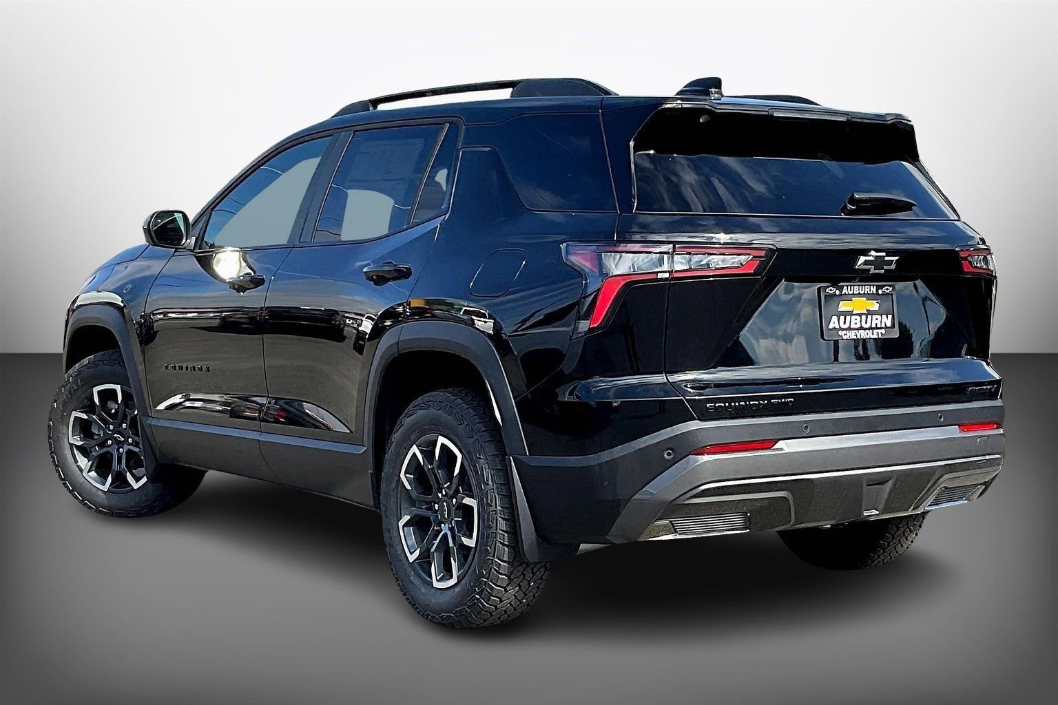 New 2026 Chevrolet Equinox ACTIV image 3