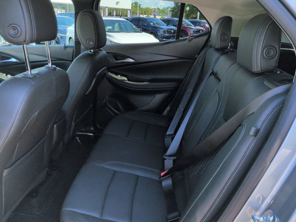 Used 2026 Buick Encore GX Avenir w/ Avenir Technology Package FWD image 14