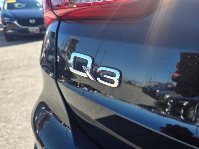 Used 2023 Audi Q3 2.0T Premium Plus w/ Premium Plus Package image 16