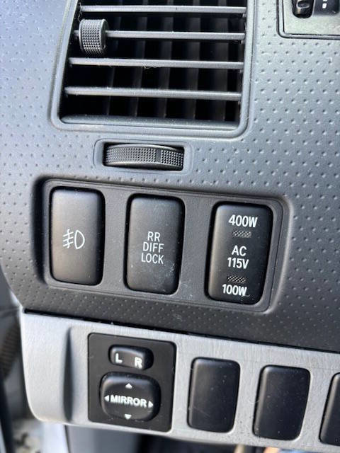 Used 2007 Toyota Tacoma PreRunner RWD image 11