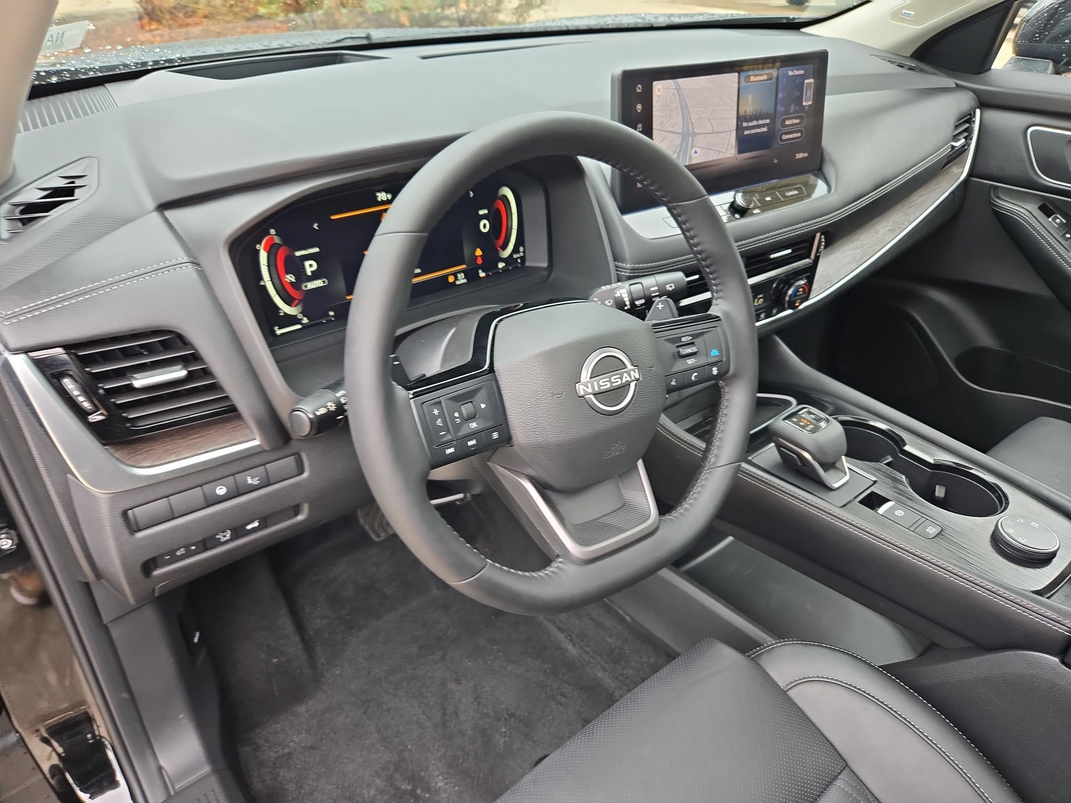 Certified 2026 Nissan Rogue Platinum w/ Platinum Premium Package AWD/4WD image 11