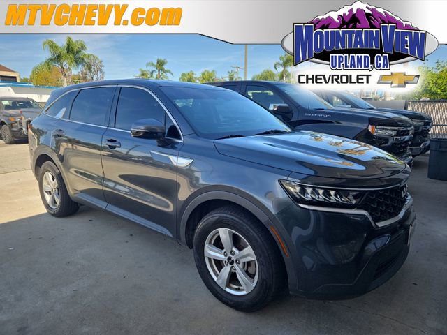 Used 2023 Kia Sorento LX image 1