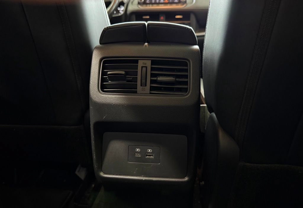 Used 2023 Nissan Rogue SV w/ SV Premium B Package FWD image 24