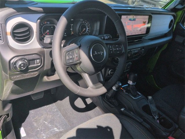 New 2025 Jeep Gladiator Sport image 10