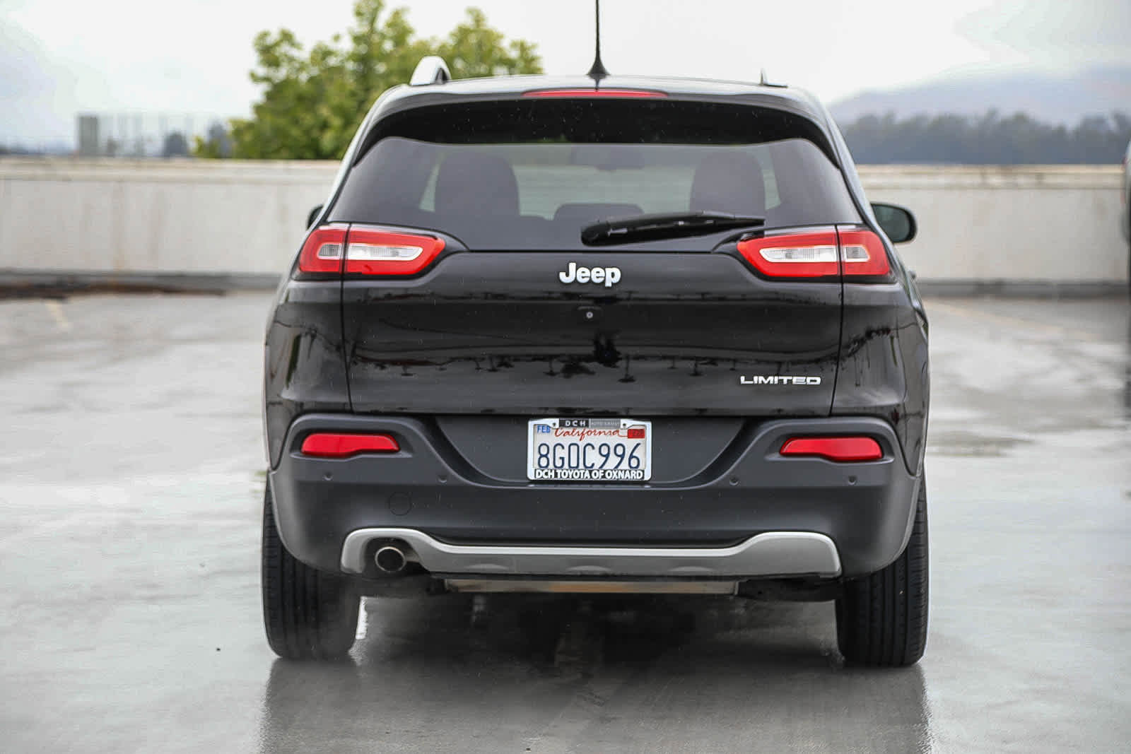 Used 2018 Jeep Cherokee Limited image 6