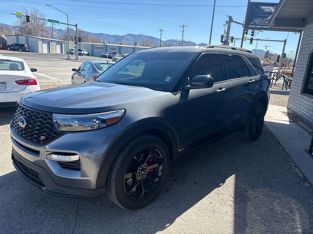 Used 2022 Ford Explorer ST w/ ST Street Pack image 7