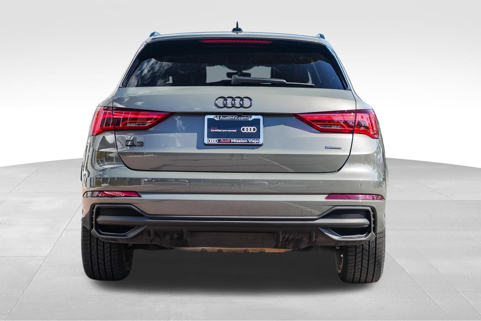 Certified 2023 Audi Q3 2.0T Premium w/ Black Optic Sport Package AWD/4WD image 8