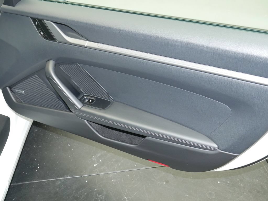 Certified 2020 Porsche 911 Carrera 4S AWD/4WD image 18