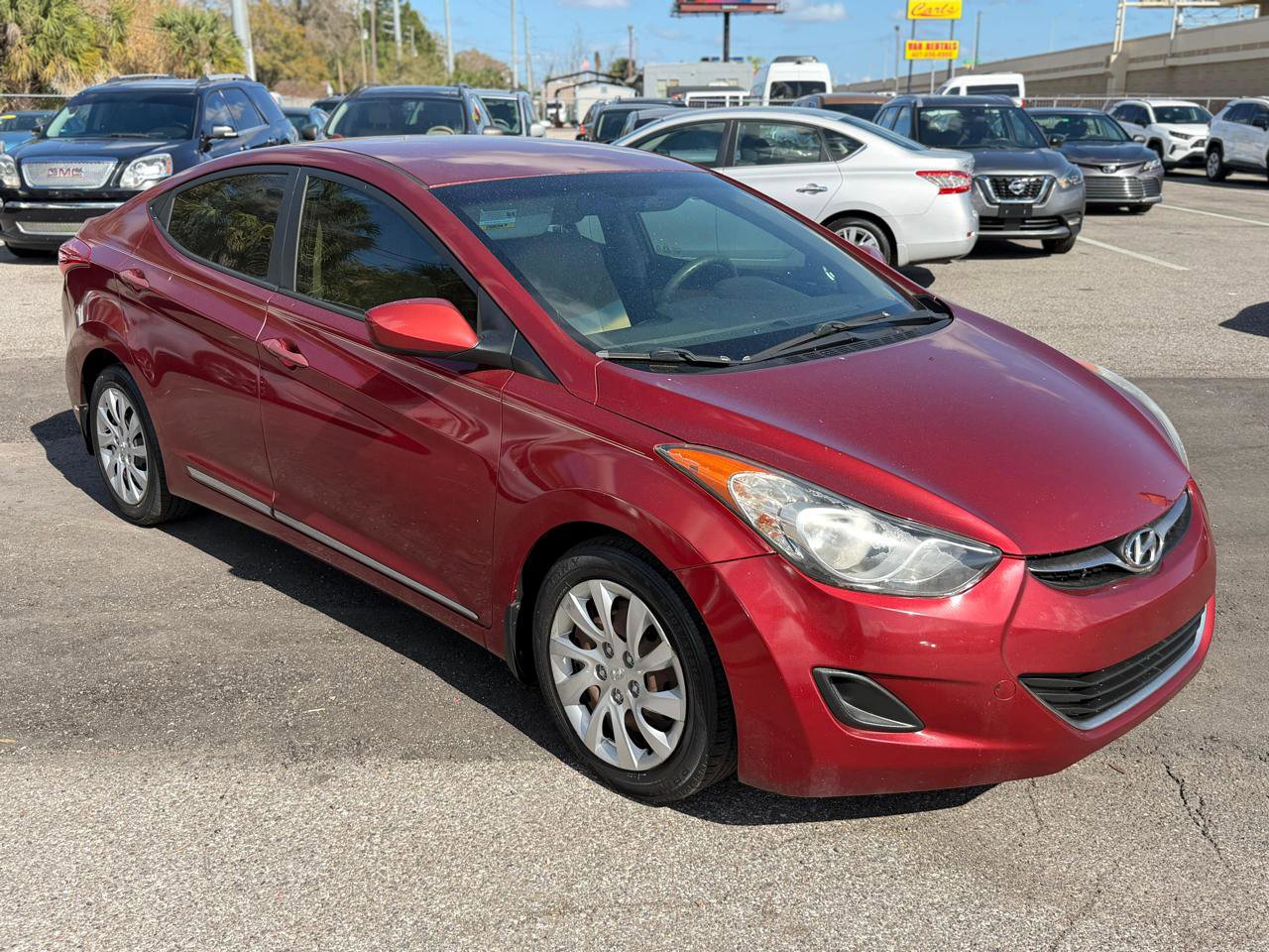 Used 2013 Hyundai Elantra GLS image 2