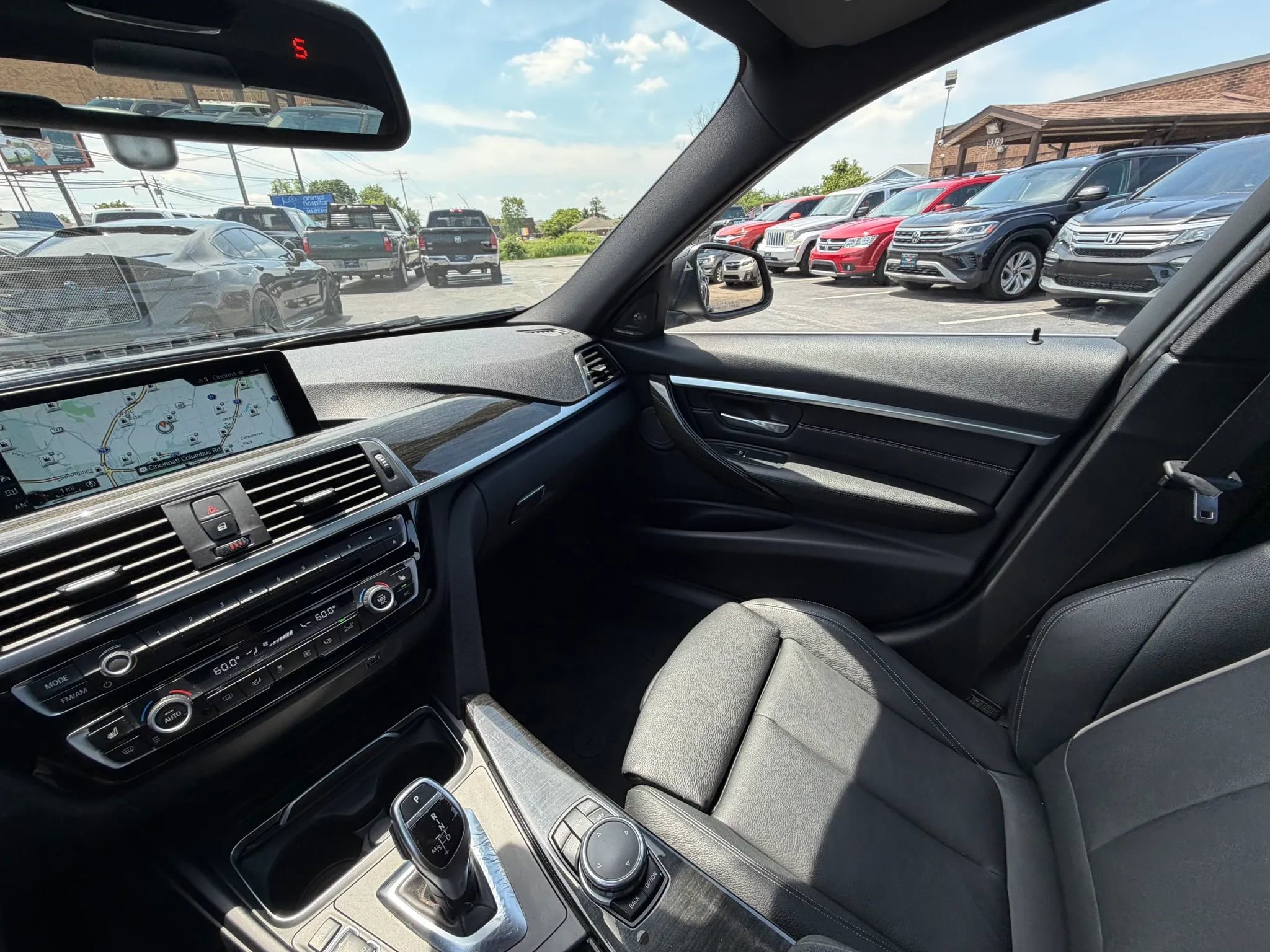 Used 2017 BMW 340i xDrive Sedan AWD/4WD image 21