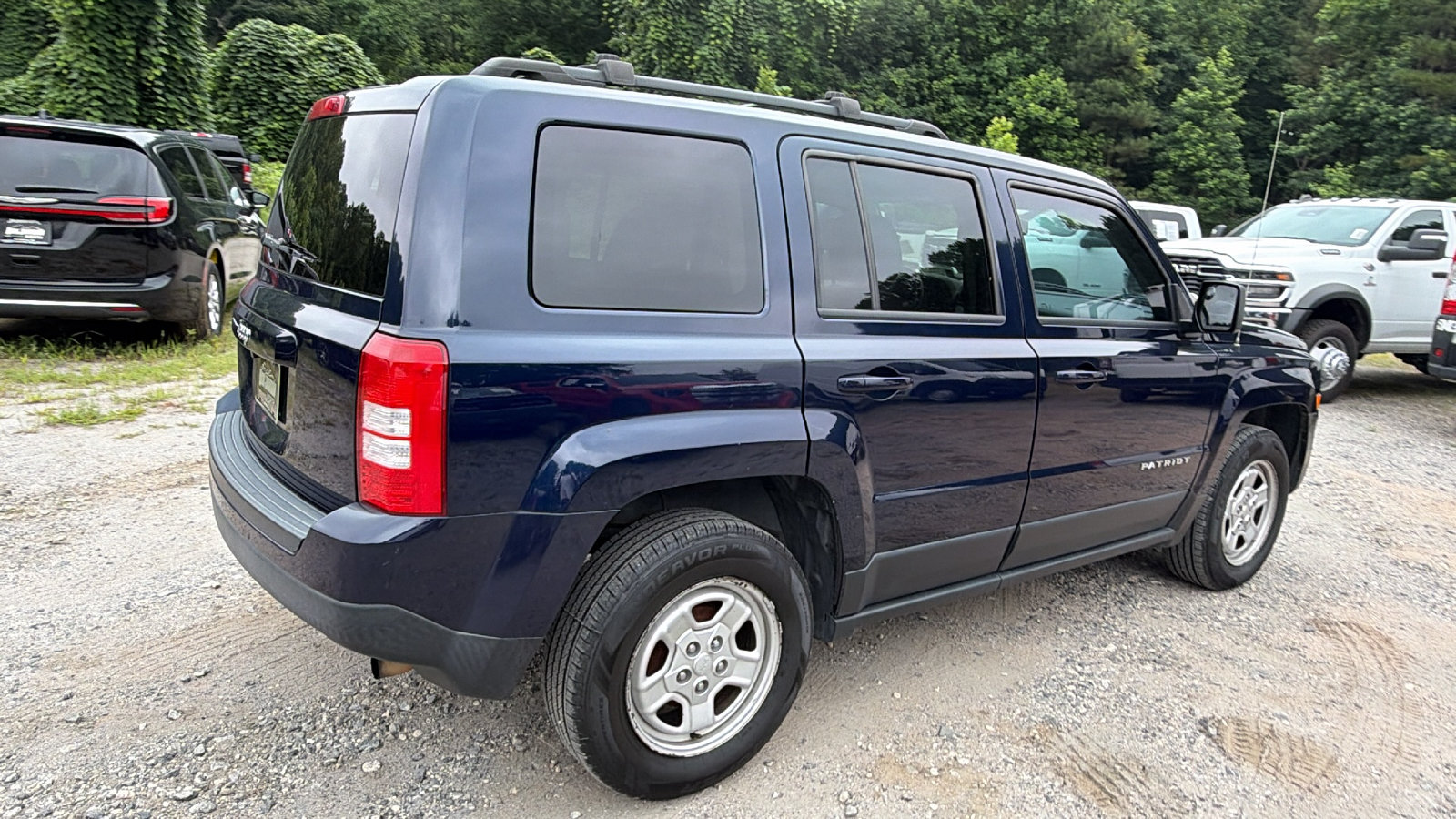 Used 2016 Jeep Patriot Sport w/ Power Value Group FWD image 8