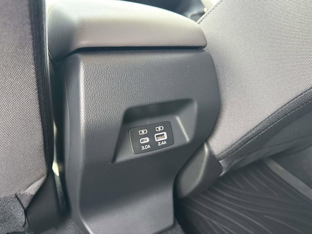 Certified 2025 Subaru Crosstrek 2.0i Premium AWD/4WD image 9