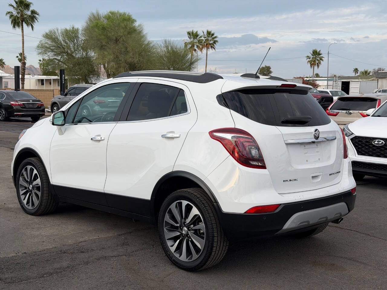 Used 2017 Buick Encore Premium FWD image 5