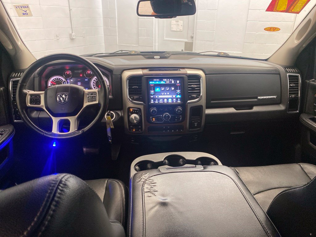 Used 2017 RAM 1500 Laramie AWD/4WD image 16