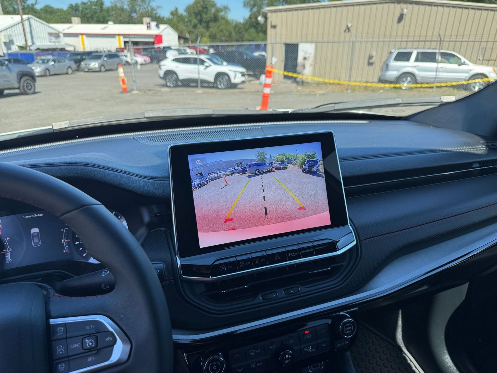Used 2025 Jeep Compass Trailhawk image 23
