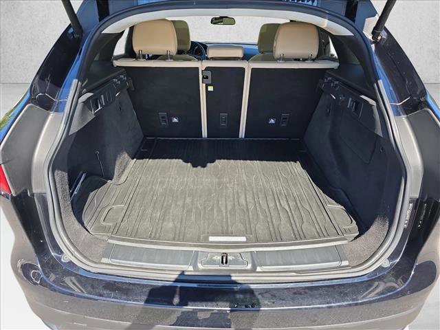 Used 2018 Jaguar F-PACE Premium AWD/4WD image 12